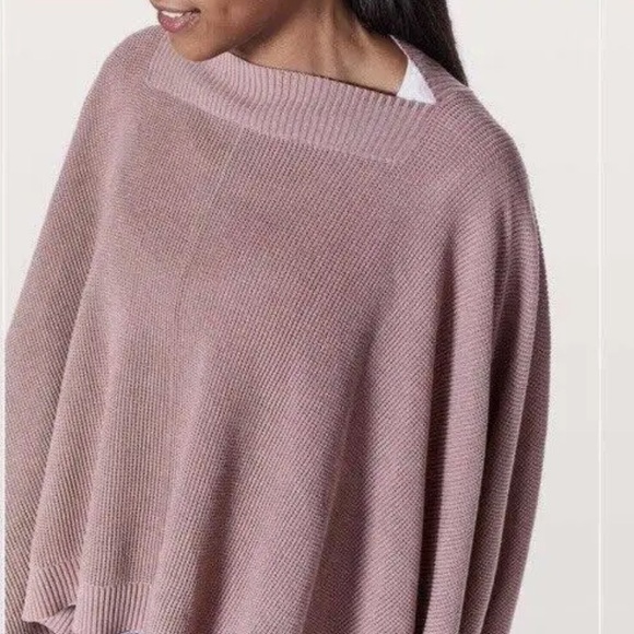 Lululemon Forward Flow Cape Knit Poncho - Picture 6 of 9